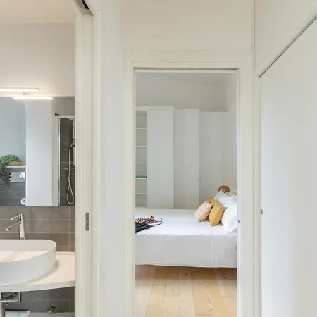 Iflat Contemporary Elegant Skyline In Apartment *