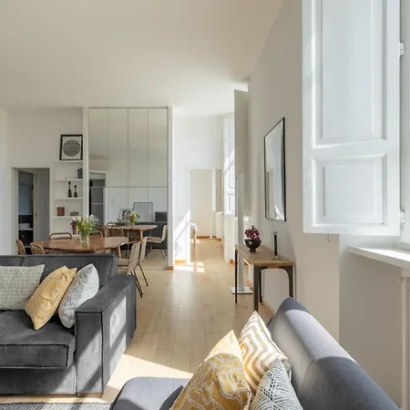 Apartment Iflat Contemporary Elegant Skyline In