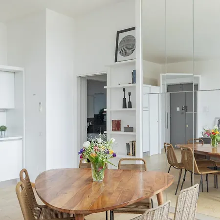 Iflat Contemporary Elegant Skyline In * Rome