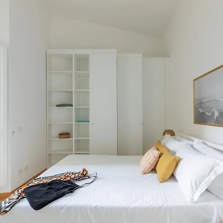 Iflat Contemporary Elegant Skyline In *