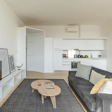 Apartment Iflat Contemporary Elegant Skyline In Rome